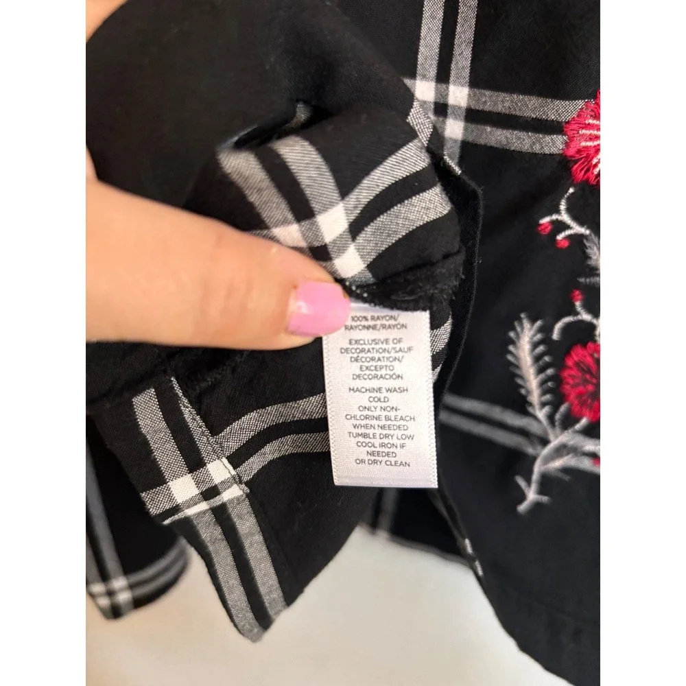 LOFT Black Plaid‎ Embroidered Bell Sleeve Blouse Top Women's Size Medium